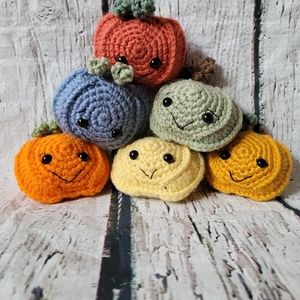 Crochet Smiling pumpkin decor set